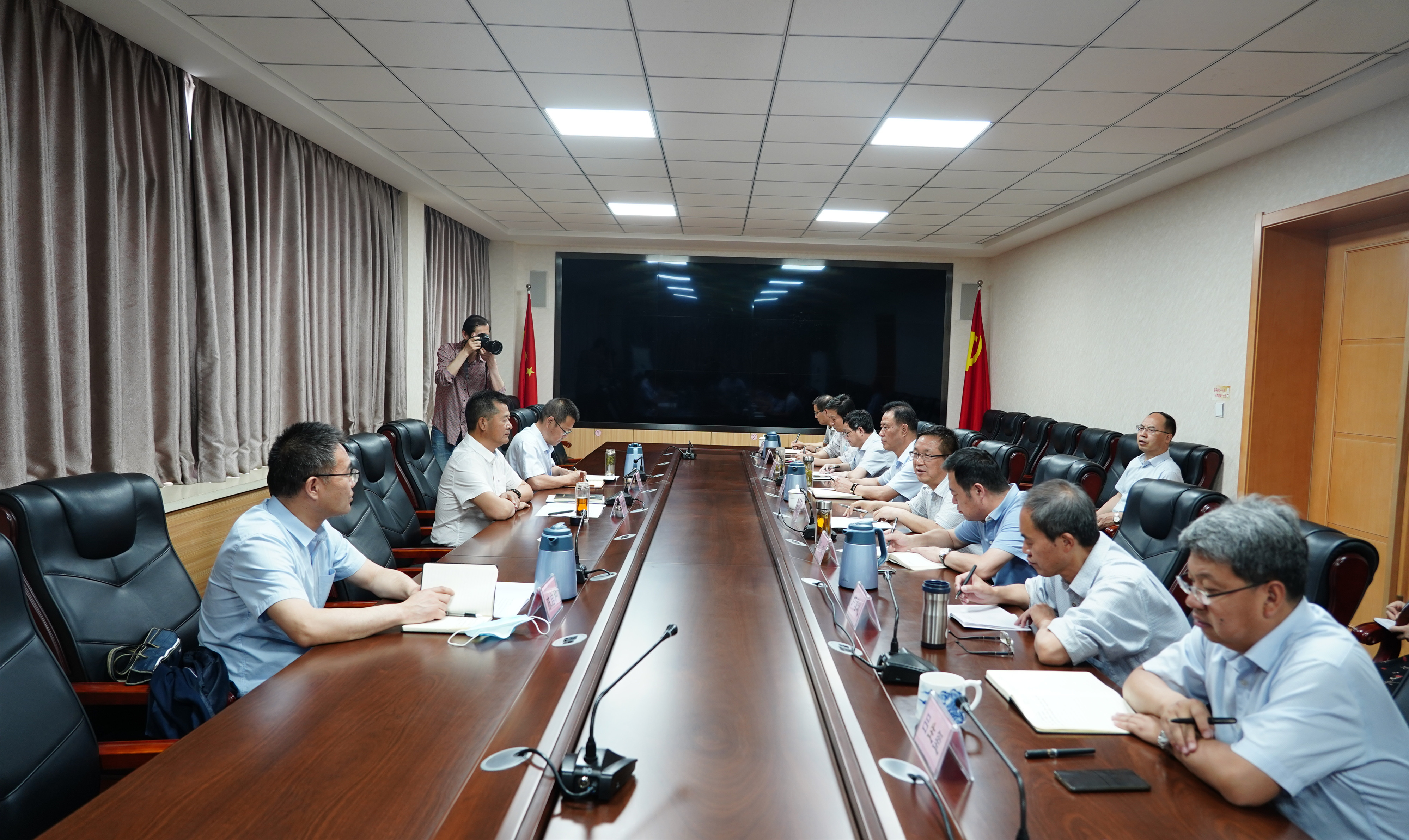 集團股份公司黨委書記、董事長宋忠慶調(diào)研水電設計院